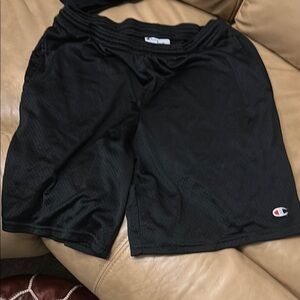 Champion Men's Black Shorts small